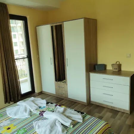 Appartement Family 3 Amadeus Lux Slantchev Briag